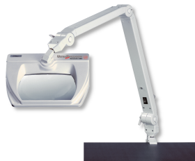 Large field illuminated magnifiers  